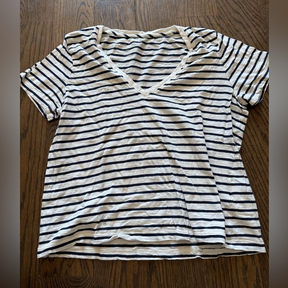 Madewell Theresa V-neck Navy Striped Tee Medium - Picture 3 of 4